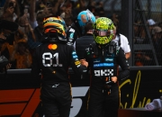 开云体育在线-法拉利翻盘哈斯车队，皮亚斯特里带队取胜的简单介绍