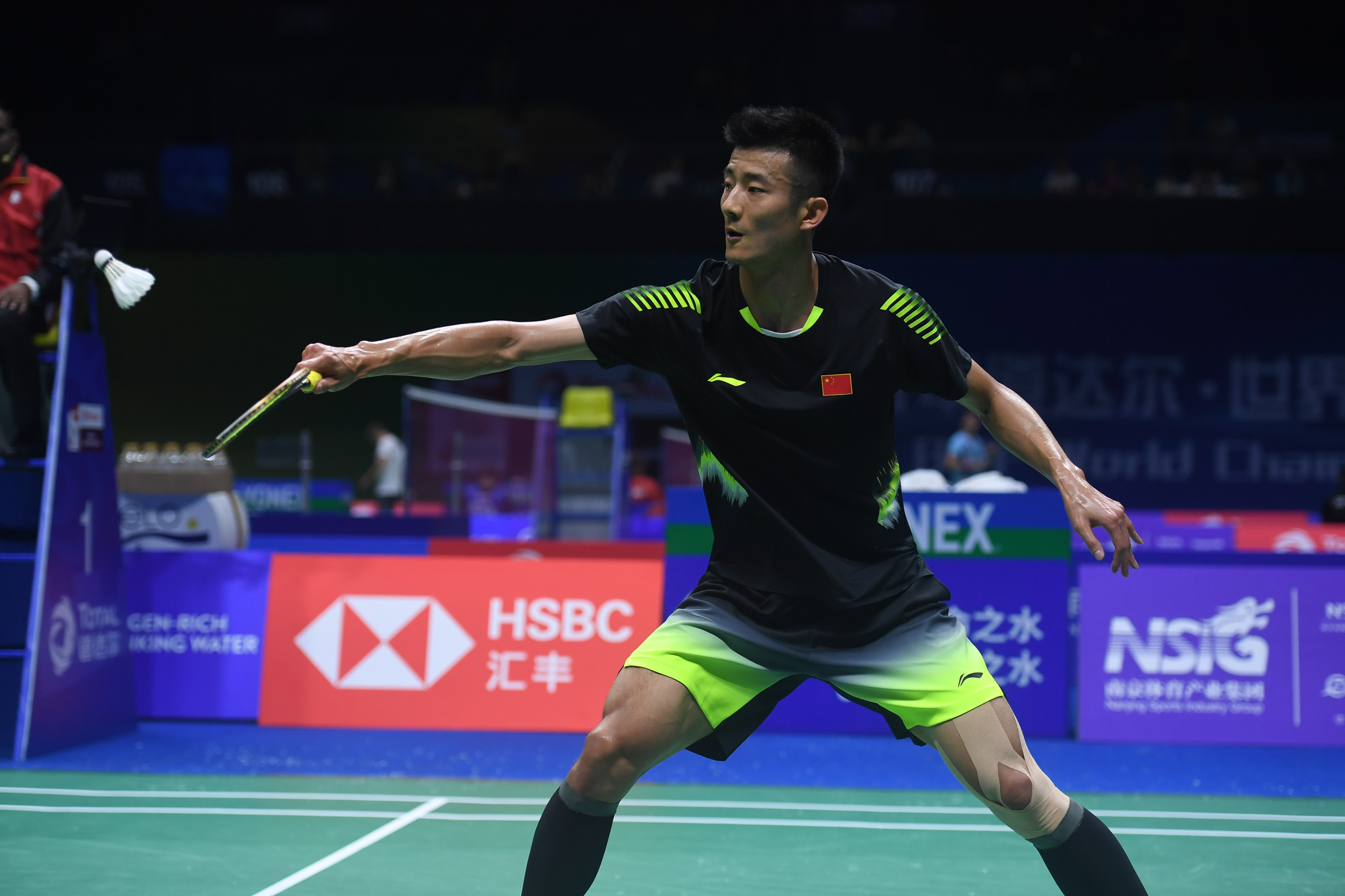 泰国羽毛球队爆冷丹麦羽毛球队，谌龙惊艳世界的简单介绍