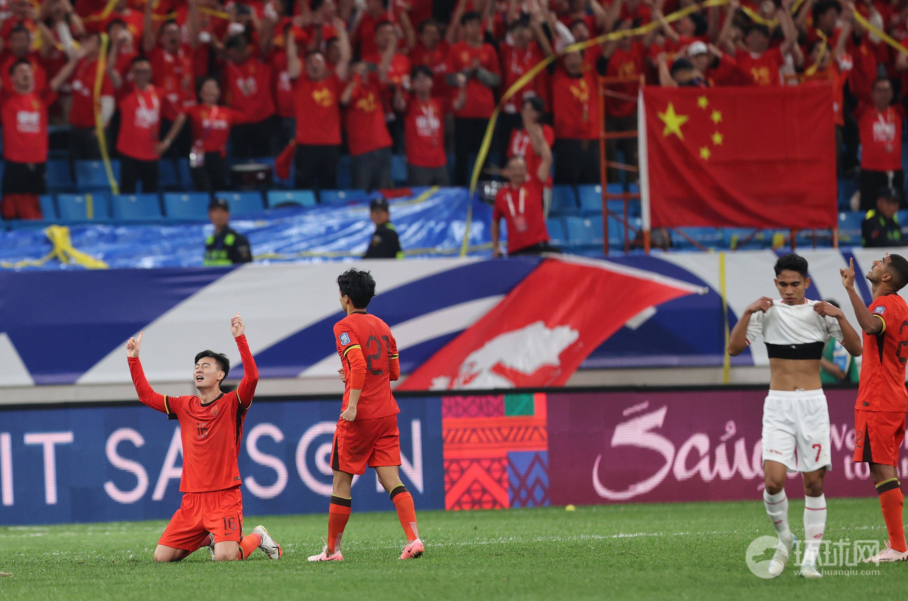 关于国际足球比赛一触即发,强队如虎添翼的信息 关于国际足球比赛一触即发,强队如虎添翼的信息