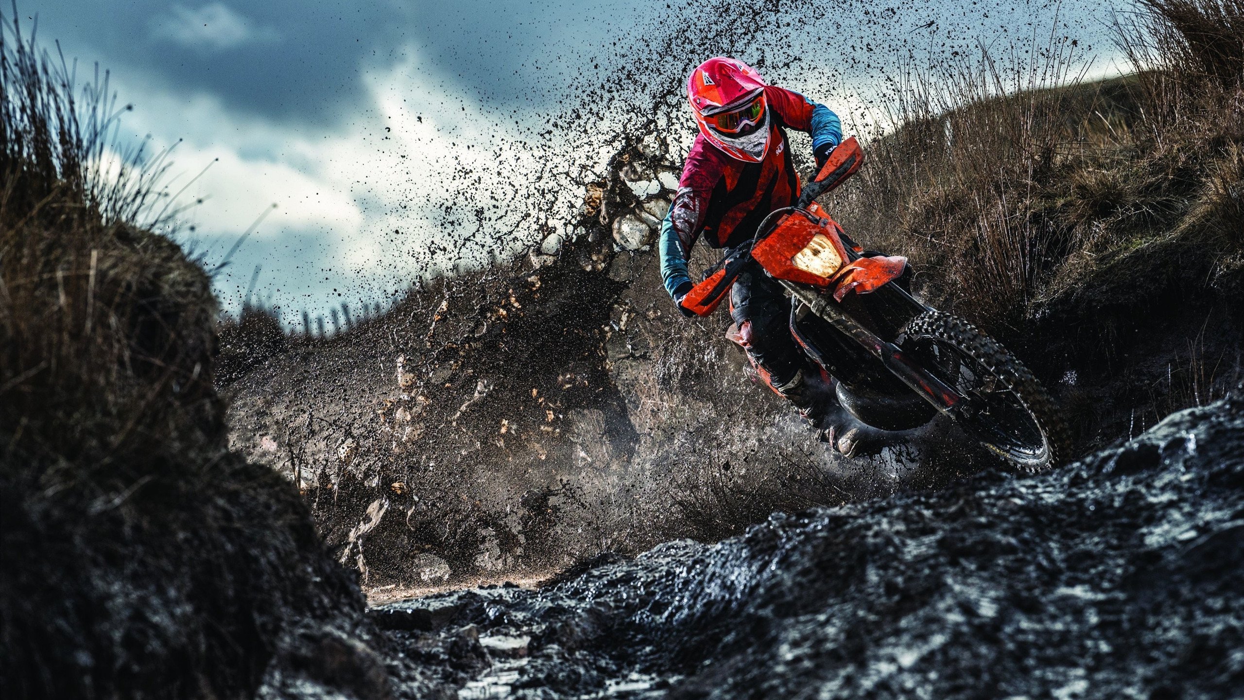 格林末节狂飙导演逆转好戏，热火团队篮球轻取骑士锁定关键卡位战