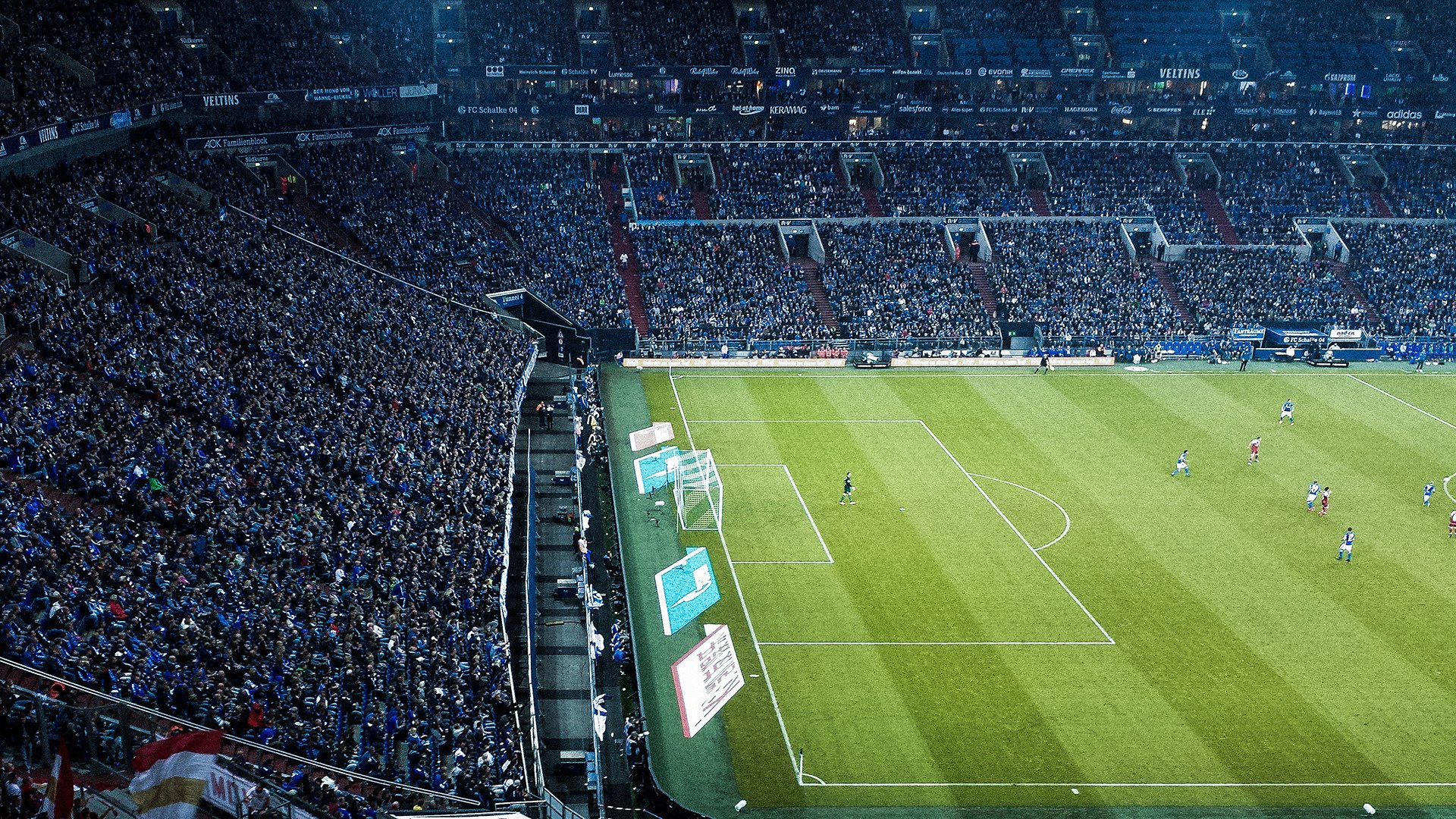 欧冠淘汰赛焦点战，曼城险胜雷恩，卫冕冠军的惊魂夜