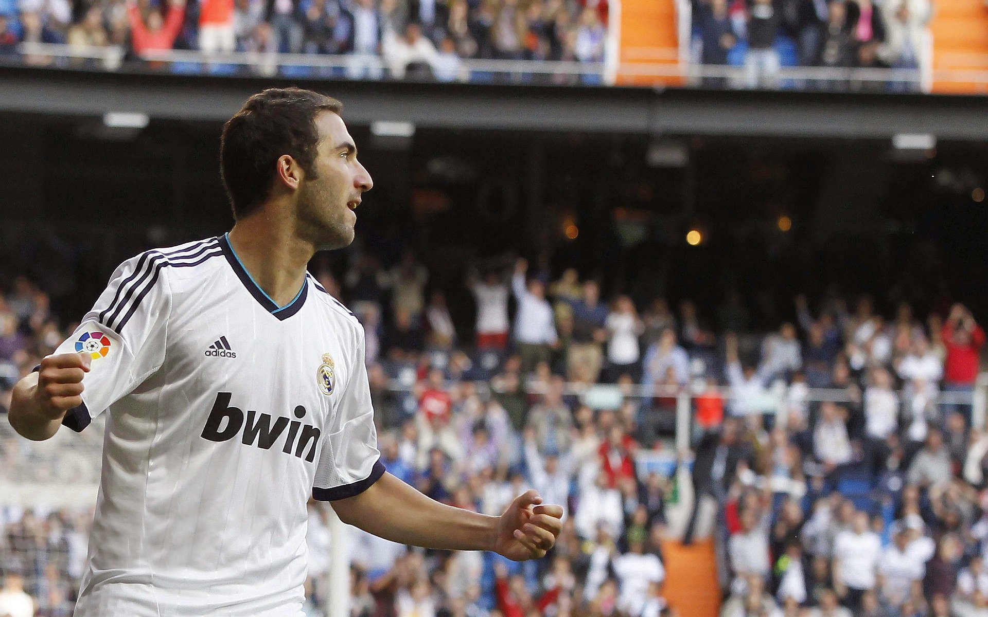 法比尼奥关键节点连续得分，委内瑞拉强行终结秘鲁晋级之路